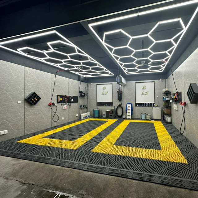 Professional Auto Detailing Workshop Car Detailing Lights Dimmable RGB Hexagonal Honeycomb Pattern Garage Lighting Waterproof