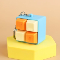 Porte-clés lumineux en acrylique personnalisé multicolore avec touches de clavier, options de jouets anti-stress et porte-clés fidget click