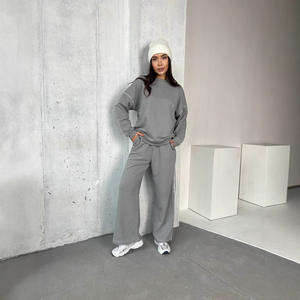 2025 yeni yıl boyun kazak uzun kollu üst rahat nefes kazak katı desen geniş bacak pantolon kış iki parçalı takım - Product Image 1