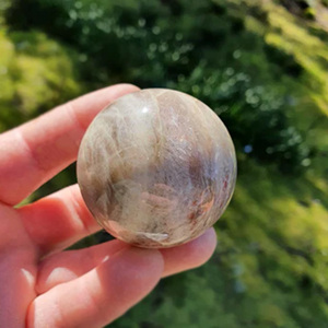 Sfere <span class=keywords><strong>di</strong></span> cristallo <span class=keywords><strong>di</strong></span> <span class=keywords><strong>pietra</strong></span> solare e <span class=keywords><strong>pietra</strong></span> <span class=keywords><strong>di</strong></span> luna <span class=keywords><strong>blu</strong></span> lucido <span class=keywords><strong>di</strong></span> alta qualità con oro per la meditazione e decorazioni <span class=keywords><strong>di</strong></span> cristallo - Product Image 2