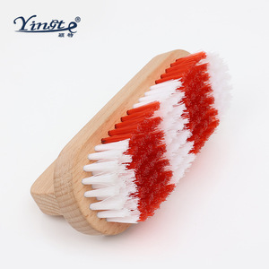 Brosse à chaussures en bois massif Yinste avec poils en PP rouge et blanc pour l'élimination des taches - Product Image 1