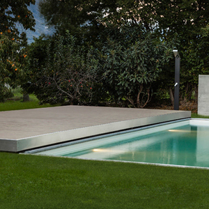 Nhà Máy Bán Tấm Phủ Hồ Bơi Trượt Tự Động Có Thể Che Hồ Bơi Và Đặt Bàn Lên Đó - Product Image 1