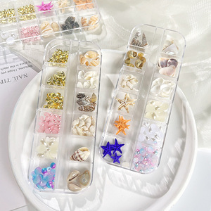12 grilles de breloques pour ongles, motifs papillon, cœur et étoile, en alliage doré ajouré 3D, décorations pour nail art - Product Image 6