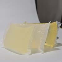 Colle thermofusible de qualité supérieure 25 kg PSA résistant aux UV pour couches et serviettes hygiéniques Respectueux de la peau et faible odeur