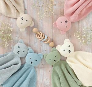 Manta <span class=keywords><strong>de</strong></span> Seguridad Suave 100% Algodón Tejido con Oso <span class=keywords><strong>de</strong></span> Ganchillo para Bebé, Regalo Ideal - Product Image 1