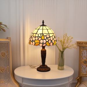 Lampes de table multilingues Transfrontalières Manuel d'instructions en allemand, français, espagnol, néerlandais, italien, anglais, américain, coréen, russe - Product Image 3