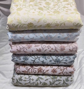 Tissu Jacquard Floral 100% Polyester Texture Shahi 58 Pouces – Tissu Décoratif Tissé pour Vêtements de Mode, Tapisserie et Décoration Intérieure - Product Image 1