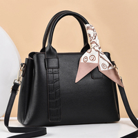 Sac à bandoulière pour femme en nylon résistant à l'eau, style robe, avec chaînes, personnalisable avec logo, pour dames