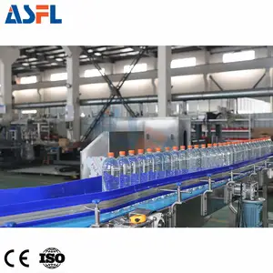 Manufacturers Wholesale 304SS Carbonated Beverage Liquid Filling Machine 200-2000ml 380V,50HZ