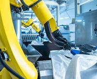 Bras robotisé industriel Fanuc R-2000 210F avec contrôleur R-30iB Plus et préhenseur robotique Schunk pour robot de manutention automatisé