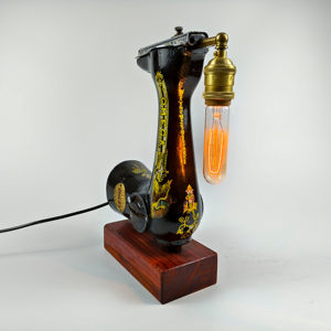 Modè<span class=keywords><strong>le</strong></span> de lampe de bureau: Modè<span class=keywords><strong>le</strong></span> de lampe de bureau vintage Ornement: Ajouter de l'exquisité et de la nostalgie au bureau - Product Image 4