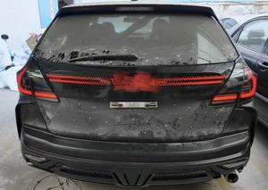 ชุดแต่งกันชนหลังทรง LX พร้อมไฟท้ายแบบทะลุ สำหรับ Toyota Venza ปี 09-15 ไฟ LED Sequential ครอบคลุมทั้งตัวรถ ชุดอัพเกรดแบบคู่ - Product Image 4