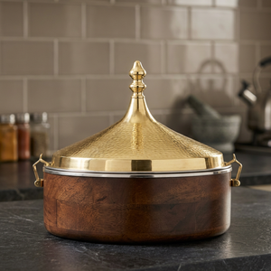 Casserole en bois écologique avec couvercle en dôme doré et bol intérieur en acier inoxydable, compatible lave-vaisselle - Product Image 2