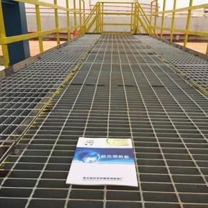 Rejilla de Acero Antideslizante con Certificados CE para Pasarelas y Plataformas - Product Image 1