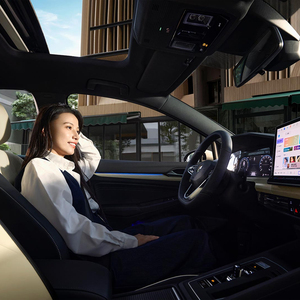 A8.5 300TSI R-Line số tự động dẫn động <span class=keywords><strong>c</strong></span>ầu trướ<span class=keywords><strong>c</strong></span> với camera lùi, hệ thống kiểm soát hành trình ACC, ghế da, tiêu chuẩn khí thải Euro VI - Product Image 6