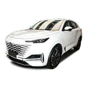 Auto Usado 2022 Blanco y Negro Changan UNI-K IDD 1.5T Blue Whale IDD Volante a la Izquierda PHEV SUV Transmisión Automática - Product Image 1