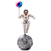Trophée en métal poli plaqué argent de 31 cm, coupe de récompense, statue d'astronaute, cosmonaute, homme de l'espace, sculpture, ornement, figurine
