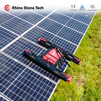Machine de nettoyage de panneaux photovoltaïques à commande à distance, robot de nettoyage de panneaux solaires, équipement pour ferme solaire