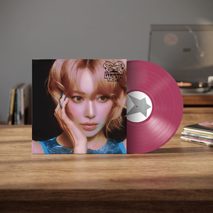 LE SSERAFIM Segundo Álbum Sencillo [Made My Night] Vinilo (Versión HOT PINK) Libro Electrónico de Música K-Pop (CD) en Papel y Plástico, Idioma Coreano - Product Image 3