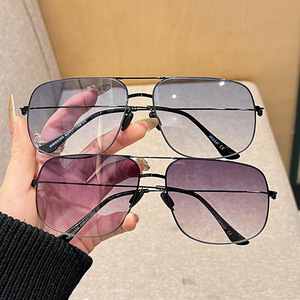 Occhiali da sole Unisex a protezione UV per occhiali da sole - Product Image 1