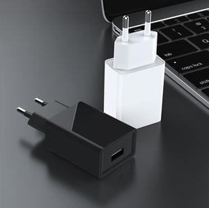 CE ROHS FCC UL Certified US EU Plug adattatore di alimentazione portatile <span class=keywords><strong>caricabatterie</strong></span> per <span class=keywords><strong>telefono</strong></span> cellulare da viaggio <span class=keywords><strong>caricabatterie</strong></span> da parete <span class=keywords><strong>universale</strong></span> <span class=keywords><strong>caricabatterie</strong></span> USB Mobile - Product Image 2
