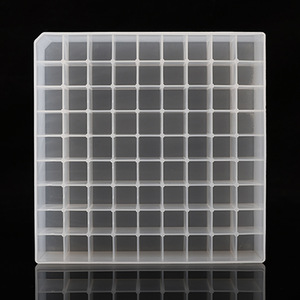 Caja de Congelación Hisamori con 81 Compartimentos, Plástico, para Tubos Criogénicos de 1.8ml y 2ml, con Orificios de Ventilación, para Uso en Laboratorio - Product Image 4