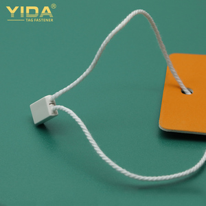 ห่วงติดแท็กทำจากพลาสติกมีหัวสี่เหลี่ยมเส้นด้ายคอตตอนสีขาวแบบเดี่ยว - Product Image 1