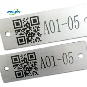 Plaque signalétique en aluminium personnalisée <span class=keywords><strong>de</strong></span> haute qualité, autocollant <span class=keywords><strong>QR</strong></span>, étiquette d'identification, étiquette <span class=keywords><strong>de</strong></span> <span class=keywords><strong>code</strong></span>-barres en métal autocollante pour les actifs, anniversaire - Product Image 3