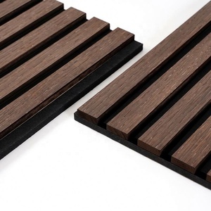 Panneau acoustique en bois à lattes avec finition mélamine, Akupanel, fibre de polyester, dos en feutre noir, utilisation hôtelière, design 3D, NRC 1.0 - Product Image 5