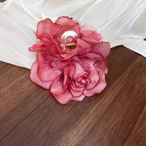 Pince à cheveux romantique en tissu rose séché, accessoire de coiffure pour femme, style bord de mer - Product Image 6