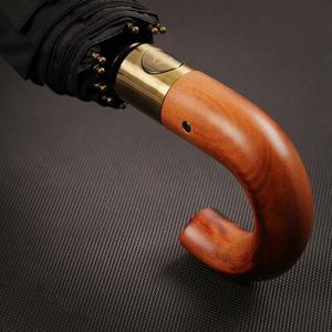 Paraguas Plegable Automático de Negocios para Caballero, Retro, con Mango Curvo de Madera, 25 Pulgadas, 10 Varillas - Product Image 3
