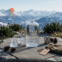Bouteille en verre ronde de 500 ml à fond épais, à motif en relief en forme de montagne, adaptée au whisky, au brandy, à la vodka, etc.