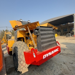 เครื่องอัด CA251D dynapac แบบใช้ในสต็อกเครื่องจักรก่อสร้างถนนที่เชื่อถือได้ลูกกลิ้งแกนเครื่องยนต์ญี่ปุ่น - Product Image 3