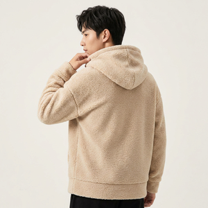 Sweat à capuche zippé en sherpa pour homme avec logo brodé, service de marque privée pour les boutiques de vêtements en ligne - Product Image 2