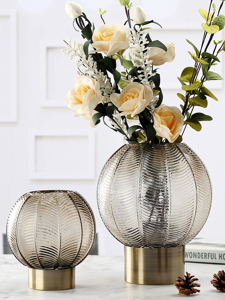 Factory Produced Wholesale Home Decor Glass Flower Vase