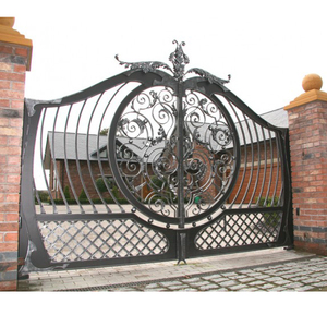 Puerta Plegable de Hierro Forjado para Apartamento, con Diseño Costero y Acabado Galvanizado en Caliente - Product Image 1