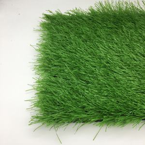 Gazon rembourré pour le terrain <span class=keywords><strong>de</strong></span> football <span class=keywords><strong>de</strong></span> <span class=keywords><strong>cage</strong></span> <span class=keywords><strong>de</strong></span> bâton d'intérieur gazon artificiel synthétique vert pour le terrain <span class=keywords><strong>de</strong></span> football - Product Image 4