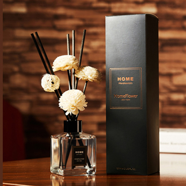 Factory Luxury OEM Scents Essential Oil Home Fragrance Glass Bottle Long Lasting Air Freshener Reed Diffuser Set Gift Box