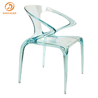 Chaises en plastique transparent de style minimaliste et design moderne, chaises en résine PC pour événements et repas