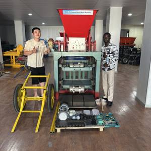 بيع مباشر من المصنع إلى ماكينة صنع الطوب الإسمنتي للقوالب المتنوعة من فيجي ، ماكينة تشكيل الكتل الإسمنتية والإنتاج الآمن - Product Image 5