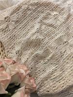 Tissu en dentelle 3D multicolore en polyester avec broderie florale informatisée pour robes et vêtements féminins