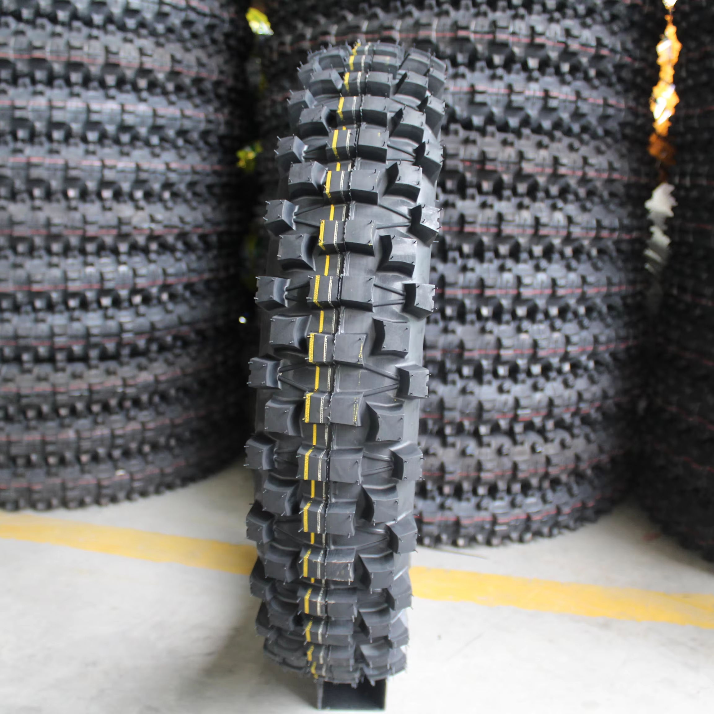 Tubeless Tire 120 80 18 High Quality Motorcycle Tires