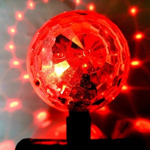 Lanterna della discoteca della casa di nuovo arrivo USB fornisce la luce della fase della piccola lampadina della sfera magica di plastica all'aperto della luce dell'atmosfera di RGB dell'automobile - Product Image 6
