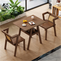 Vente directe d'usine, prix le plus bas, personnalisation possible, stock important, prêt à être expédié, table à manger, nouveau design, meubles pour la maison, table à manger carrée en bois.