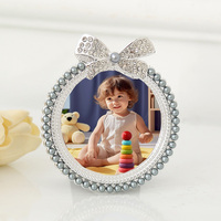 Bingkai foto mutiara Resin dengan berlian imitasi berkilau, bingkai foto elips simpul kupu-kupu untuk pernikahan keluarga anak
