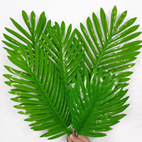 Fronde artificiali della palma delle foglie di palma della palma tropicale di verde sintetico per la decorazione domestica del giardino