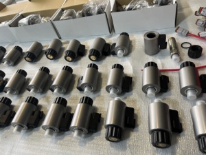 Bobinas de 24 V y 12 V, utilizadas para válvulas de control, múltiples métodos de control, control hidráulico - Product Image 5