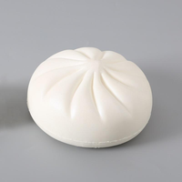 2025 Promotion en gros arc-en-ciel en peluche chignon alimentaire Squishy doux modèle jouet PU Squishy lent rebond jouets