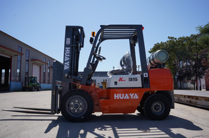 Montacargas de GLP de Exportación Directa de Fábrica, 3 Toneladas, 3.5 Toneladas, 4 Toneladas, 5 Toneladas, Altura de Elevación de 3m-7m, Motor Japonés con Certificación CE e ISO, Montacargas de Doble Combustible - Product Image 3