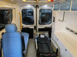 2025 à vendre à toit élevé Usine directe d'urgence médicale Ambulance à pression négative - Product Image 6